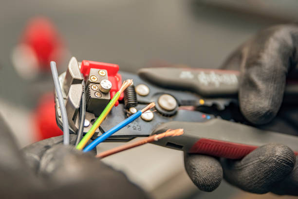 Best Electrical Installation Contractor  in Hudson, IL